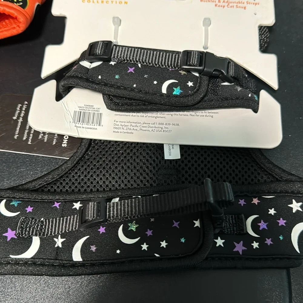 Cat Halloween harness and leash